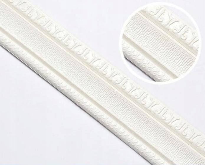 Плінтус гнучкий самоклеючий універсальний 230x5 см Білий - фото 2 Плінтус гнучкий самоклеючий універсальний 230x5 см Білий - фото 2