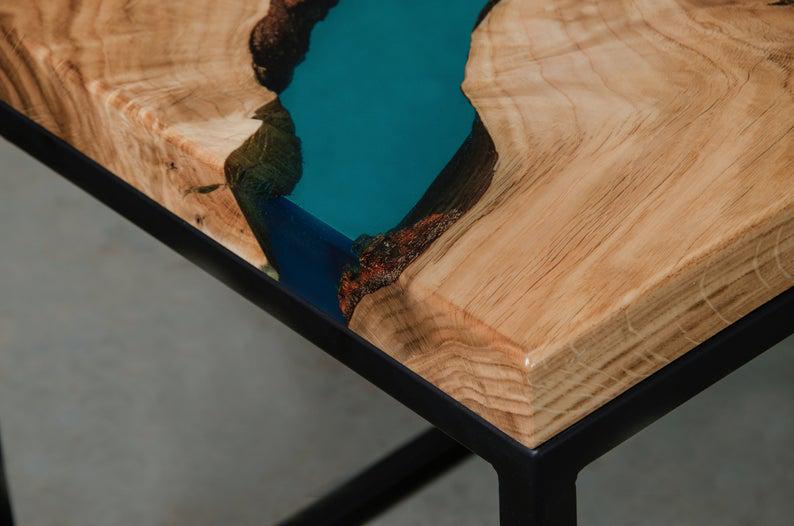 Стол журнальный река Бостон дизайнерский из прозрачной синей эпоксидной смолый и массива ореха 700х400х440 мм - фото 6 Стол журнальный река Бостон дизайнерский из прозрачной синей эпоксидной смолый и массива ореха 700х400х440 мм - фото 6