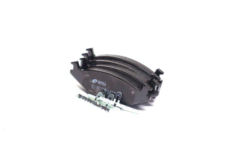 Тормозные колодки дисковые передние Seat ibiza 2 6k1 Volkswagen Golf 2 19e 1g1 Passat 32b Remsa 0171 00 (0171.00 Remsa)