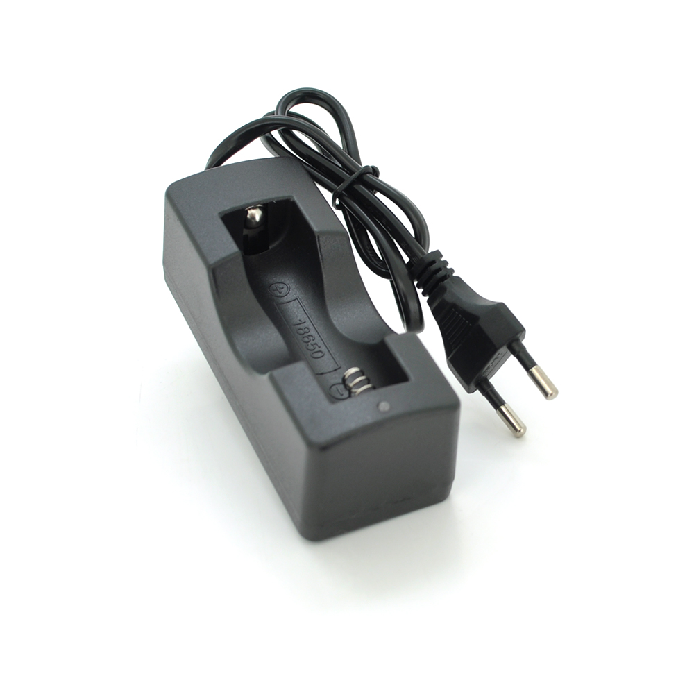 Зарядное устройство VOLTRONIC 18650 1,2-4,2V 1000 mAh для аккумуляторов фонариков и фотоаппаратов (18135)