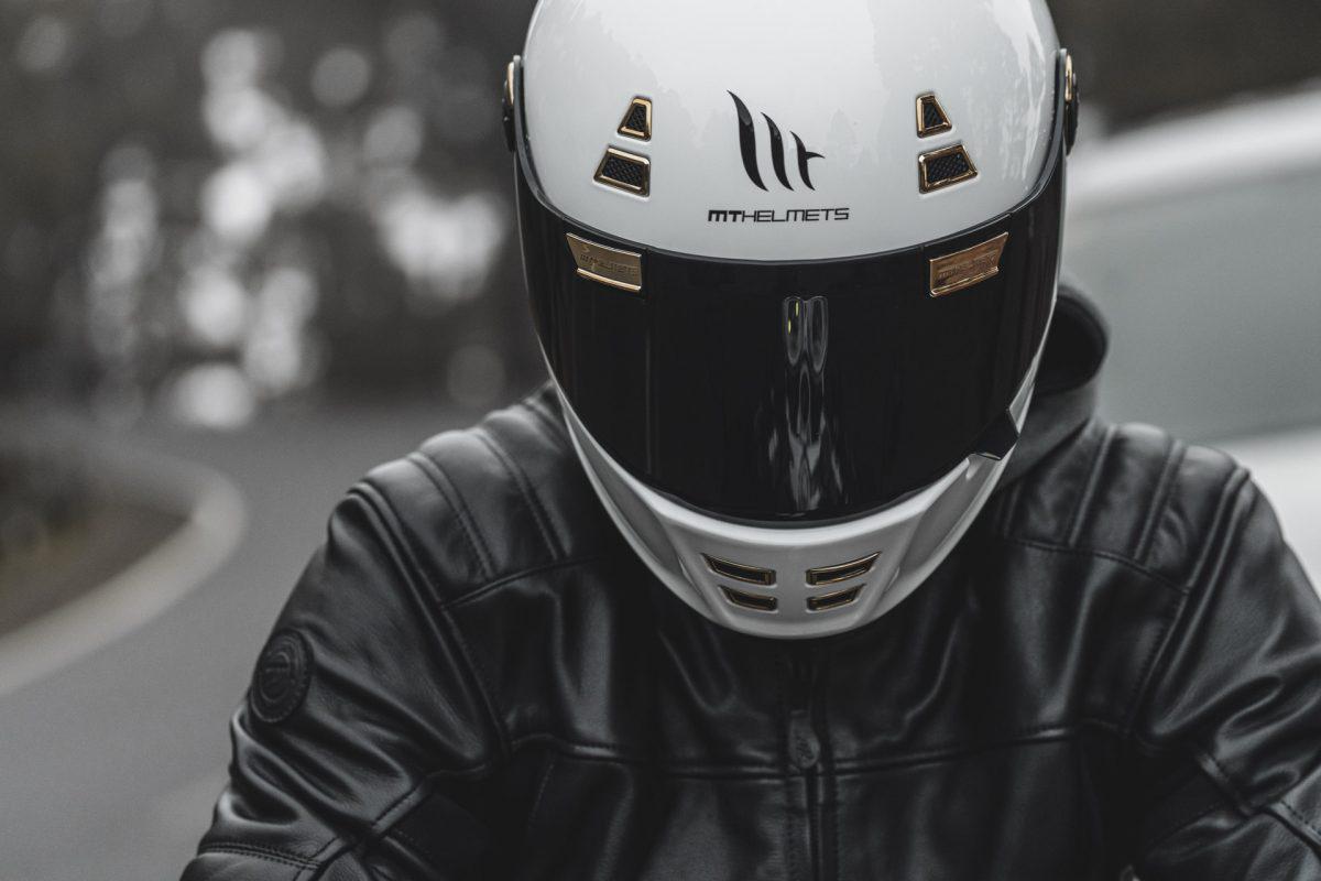 Мотошлем MT HELMETS Jarama Solid S Gloss White (25136) - фото 21