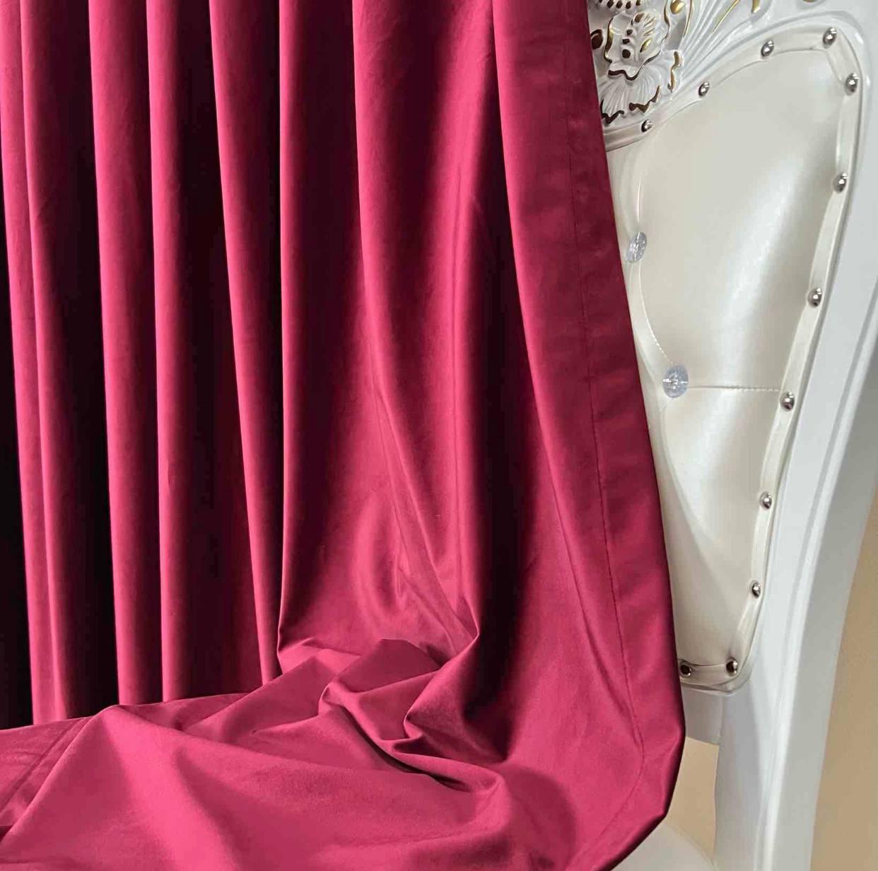 Штора велюрова на тасьмі 6 см 150x260 см Червоний (К0130-17N43-Т43) - фото 4 Штора велюрова на тасьмі 6 см 150x260 см Червоний (К0130-17N43-Т43) - фото 4