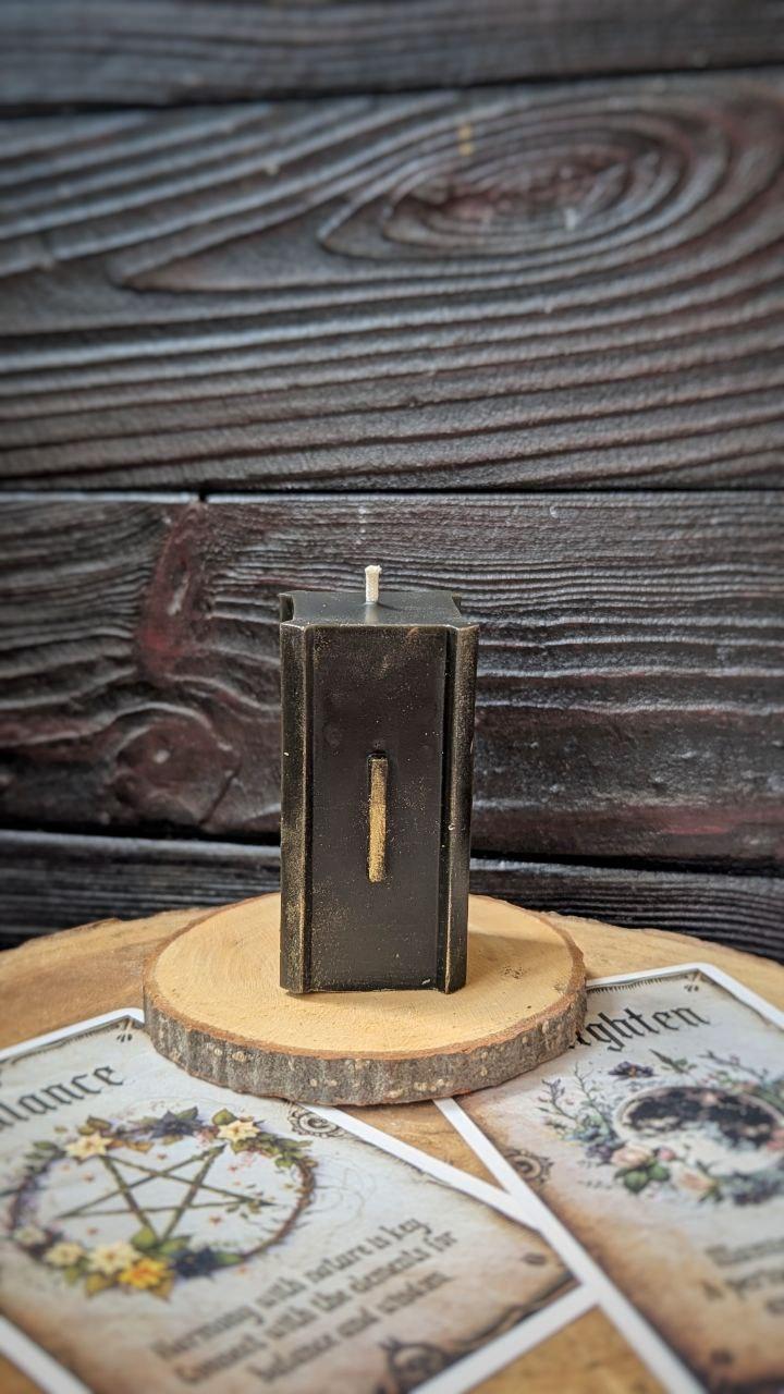 Свеча восковая руна Иса