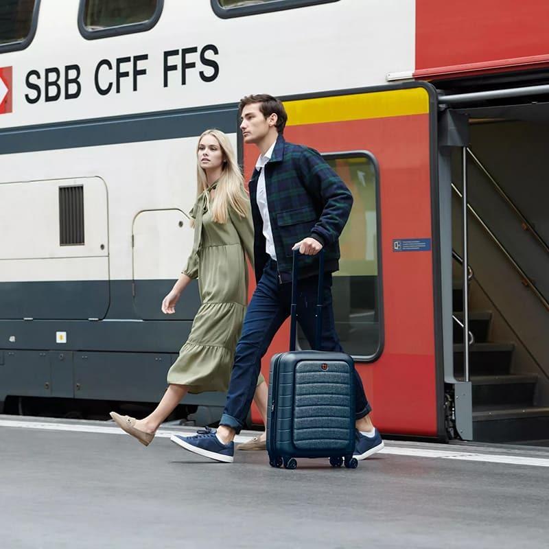 Валіза на 4-х колесах Wenger Syntry 14" 36 л Black (610163) - фото 15 Валіза на 4-х колесах Wenger Syntry 14" 36 л Black (610163) - фото 15