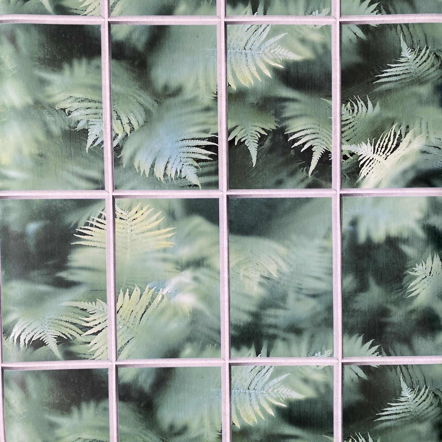 Обои виниловые на флизелиновой основе Ugepa Horizons L57204 Витраж Зеленый