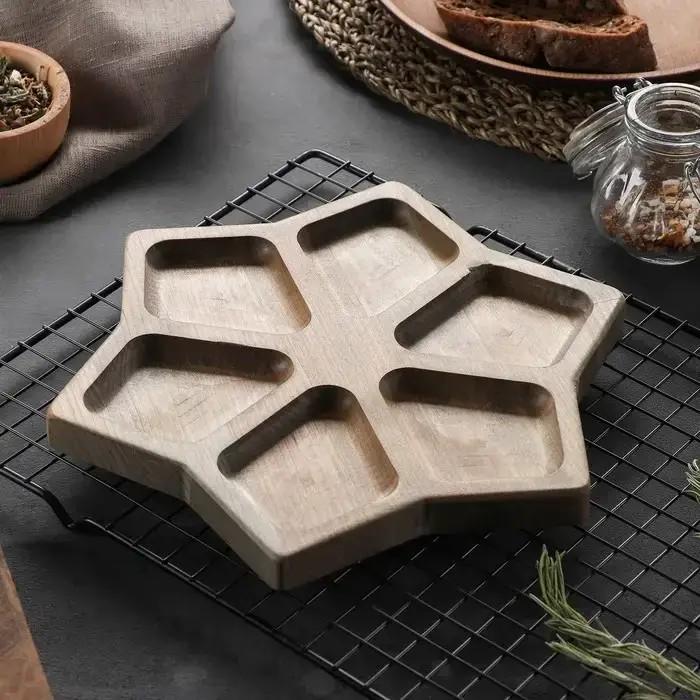 Менажница деревянная Звезда 6 секций с пропиткой ясеневая 30х30 см (ман-13) - фото 3 Менажница деревянная Звезда 6 секций с пропиткой ясеневая 30х30 см (ман-13) - фото 3