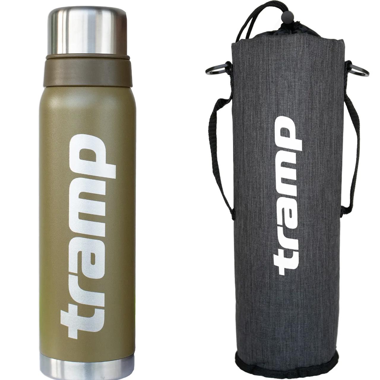 Комплект термос для напитков с термочехлом Tramp expeditio из нержавеющей стали держит 24 ч. 0,9 л (UTRC-027-olive)