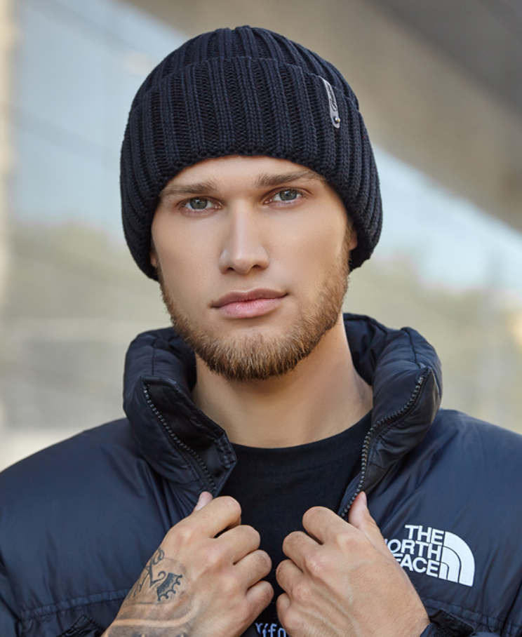 Шапка біні чоловіча в'язана Braxton Канзас Чорний (173W)