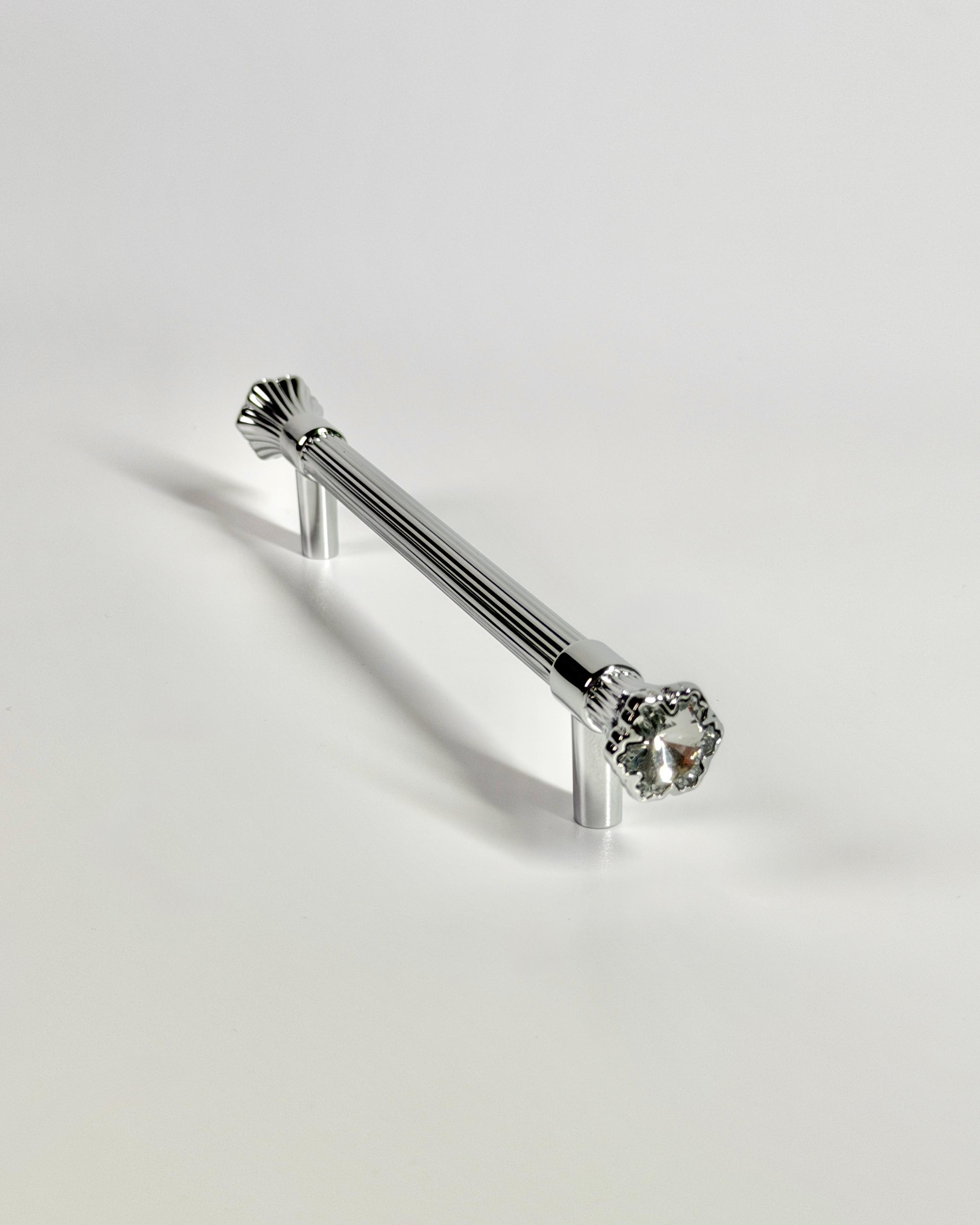 Мебельная ручка Crystal Bloom Silver 128 (GO8CBS12826)