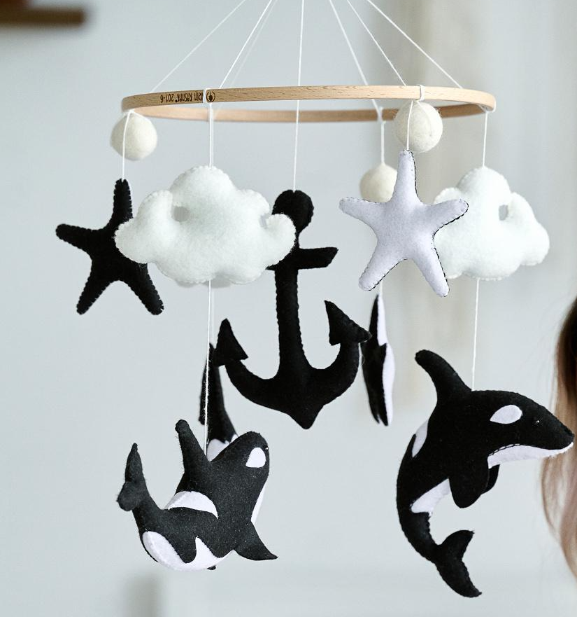 Мобиль Касатки музыкальный на 35 мелодий (018)