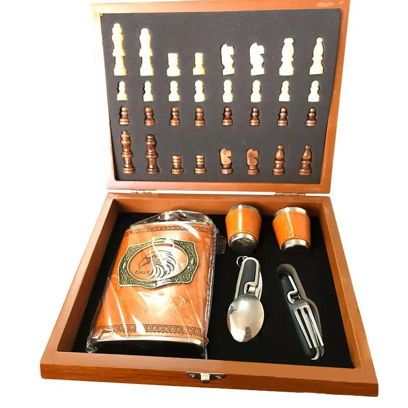 Мужской подарочный набор с флягой и шахматами NoQZ8 (AND 5507)