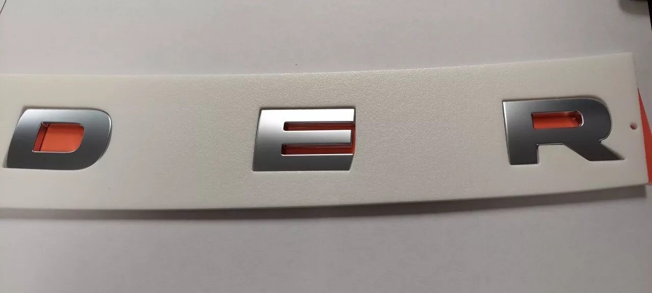 Эмблема на капот MZ553023EX-S Mitsubishi Outlander 4 2022-2025 Хром (27455809) - фото 2 Эмблема на капот MZ553023EX-S Mitsubishi Outlander 4 2022-2025 Хром (27455809) - фото 2