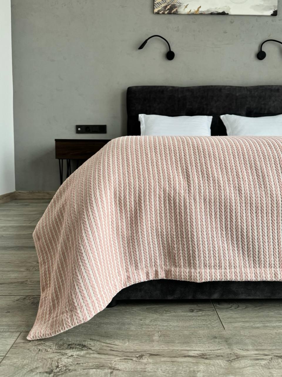 Плед хлопковый Косичка комбинированная 240x230 см Розовый (11812-F6-240x230cm) - фото 9 Плед хлопковый Косичка комбинированная 240x230 см Розовый (11812-F6-240x230cm) - фото 9