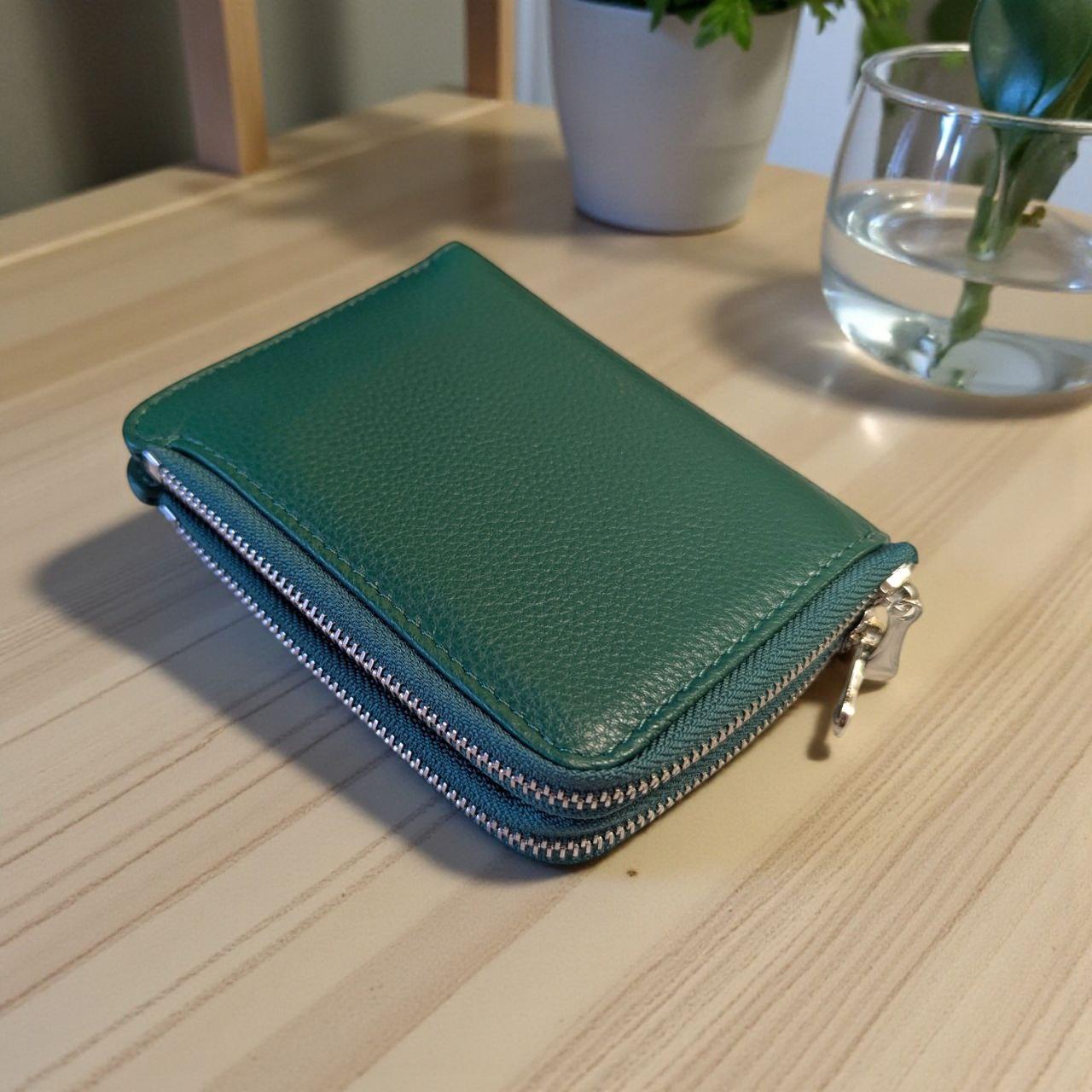 Кошелек женский кожаный на магните с отделением для монет 12х10 см Зеленый (3056)