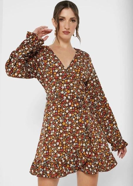 Платье Missguided WXDD930749 Цветы р. 40 Черный