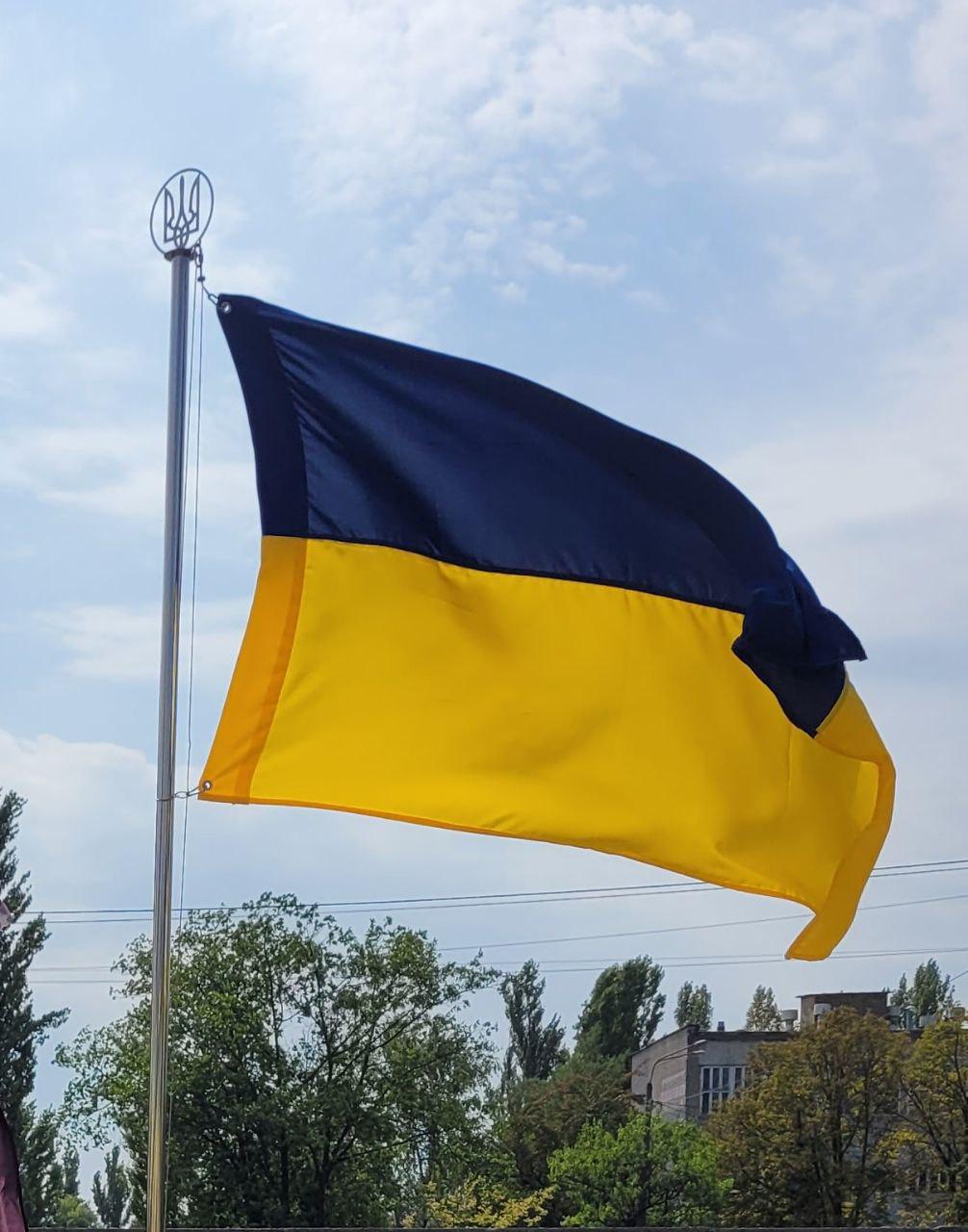 Прапор України габардин з люверсами під флагшток 140х90 см (1201)