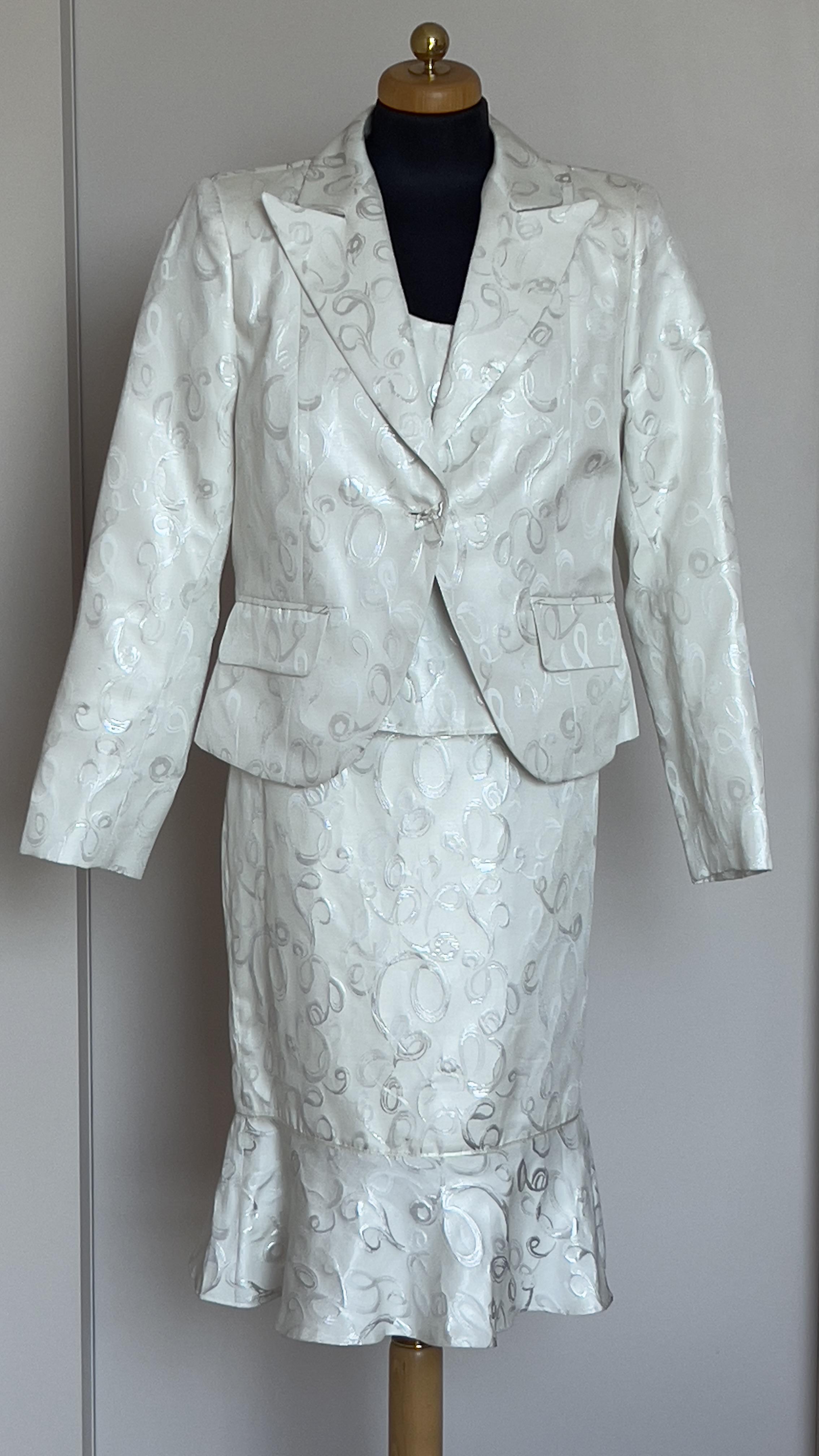 Костюм зі спідницею Dorota XXL Молочний