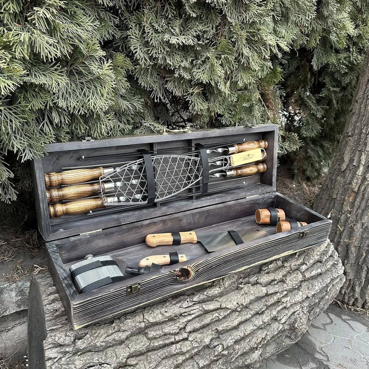 Подарунковий набір шампурів Mzavod Майстер BBQ із нержавіючої сталі в дерев’яному кейсі 720x120x210 мм (136-17-1190210000866) - фото 6 Подарунковий набір шампурів Mzavod Майстер BBQ із нержавіючої сталі в дерев’яному кейсі 720x120x210 мм (136-17-1190210000866) - фото 6