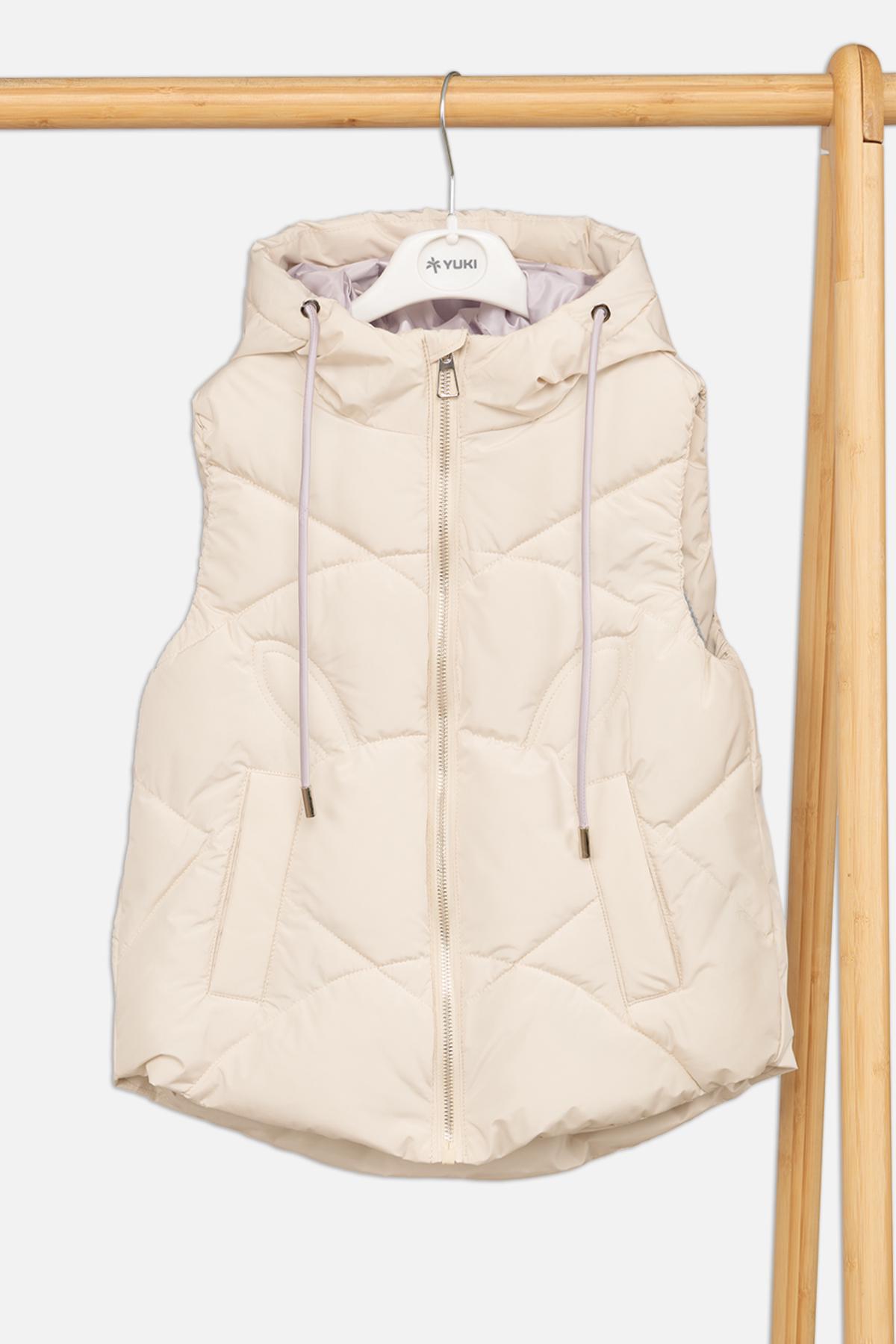 Жилет утепленный для девочки 116 см Молочный (SKT001043353)