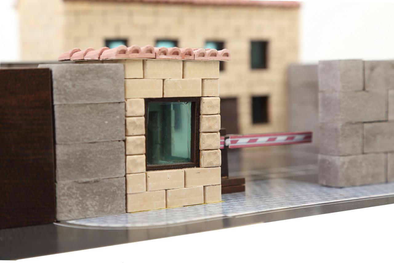 Конструктор керамічний із міні цеглинок Військова база - фото 3 Конструктор керамічний із міні цеглинок Військова база - фото 3