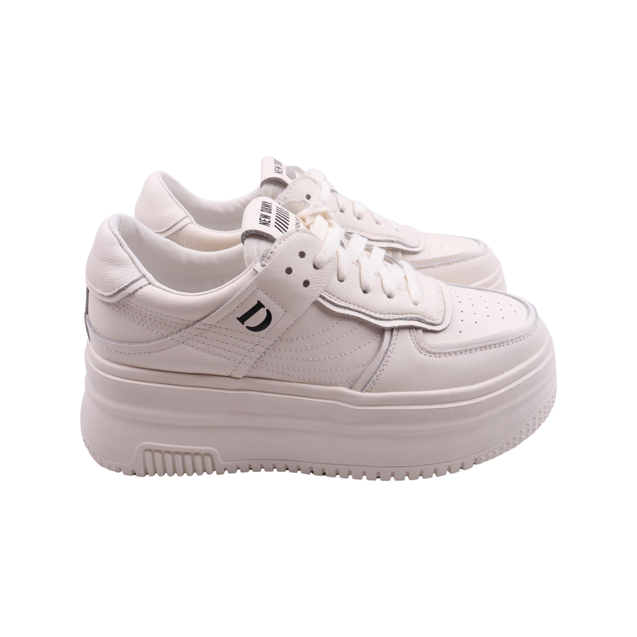 Кроссовки женские Melanda из кожир. 40 Молочный (166-23DTS)