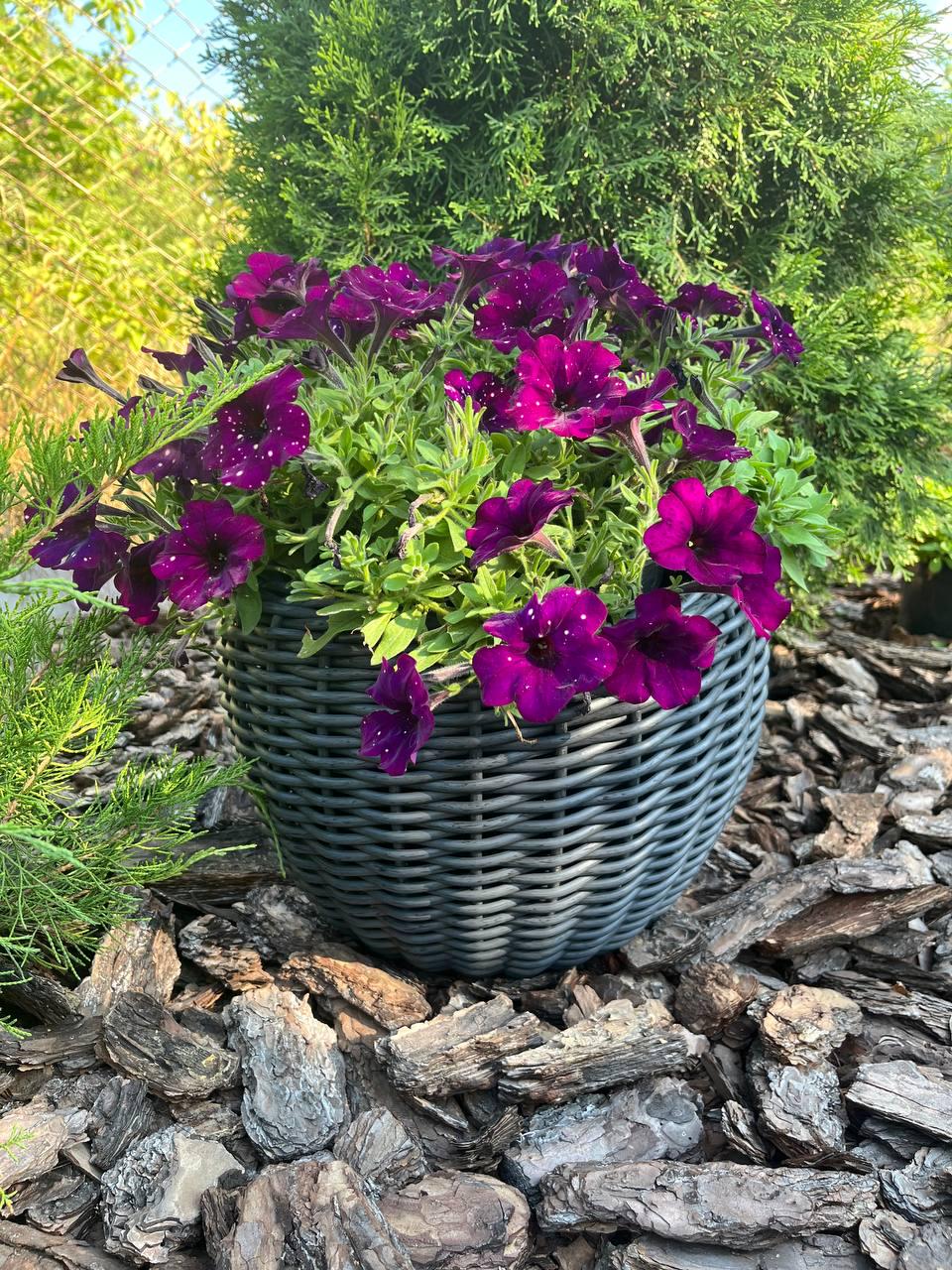 Кашпо для квітів зі штучного ротанга 12 л Графіт (27866425)