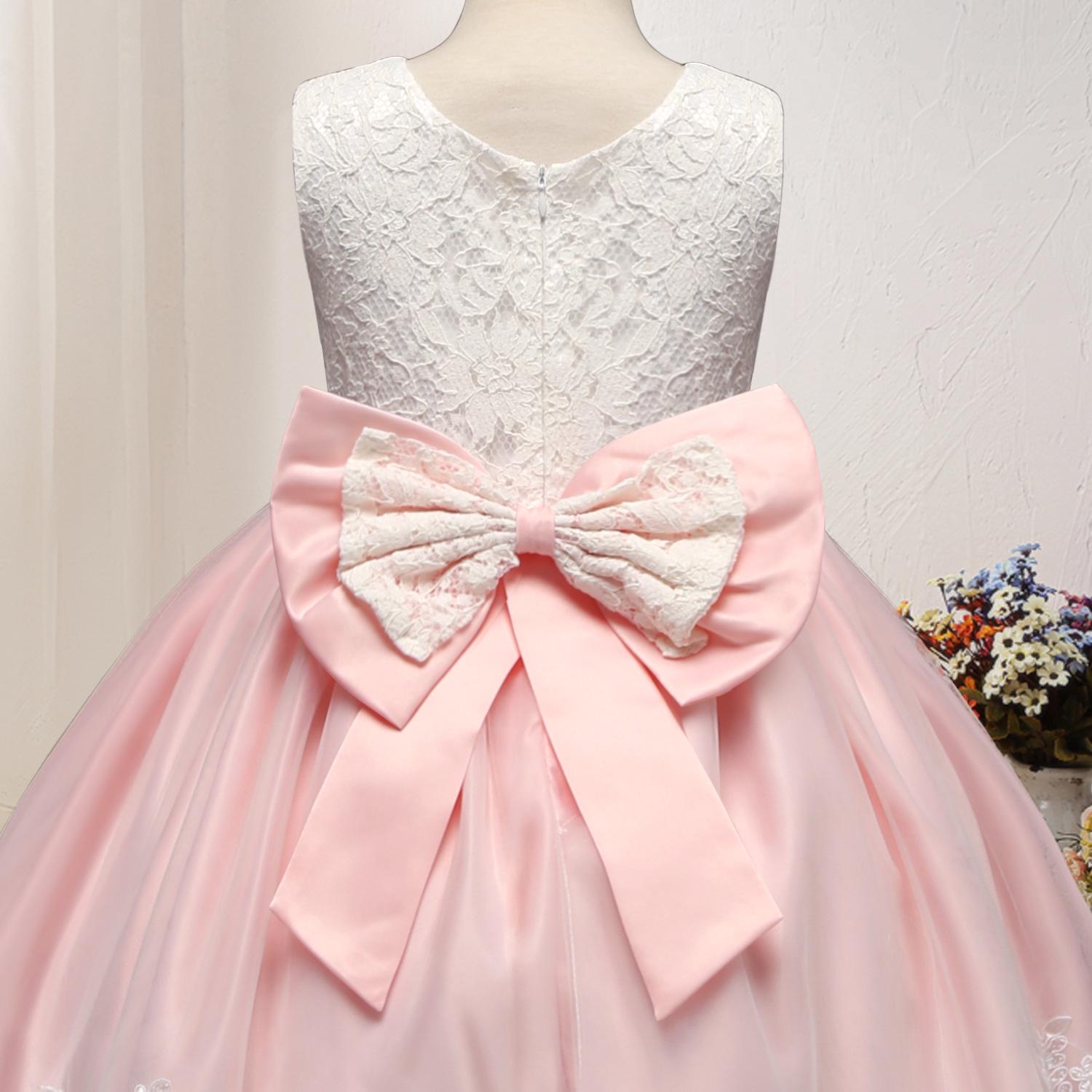 Сукня дитяча святкова Katy Kids Кетта з мереживом та великим бантом та пов'язка 120 см Світло-рожевий з білим (11013200700) - фото 4 Сукня дитяча святкова Katy Kids Кетта з мереживом та великим бантом та пов'язка 120 см Світло-рожевий з білим (11013200700) - фото 4