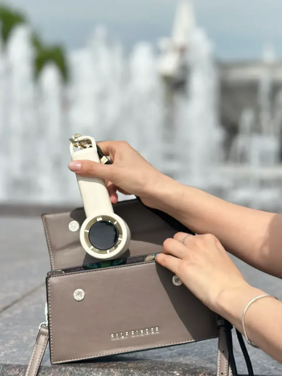 Вентилятор портативний Hoco HX63 5 швидкостей з дисплеєм з акумулятором 2000 мАг (786628) - фото 4 Вентилятор портативний Hoco HX63 5 швидкостей з дисплеєм з акумулятором 2000 мАг (786628) - фото 4