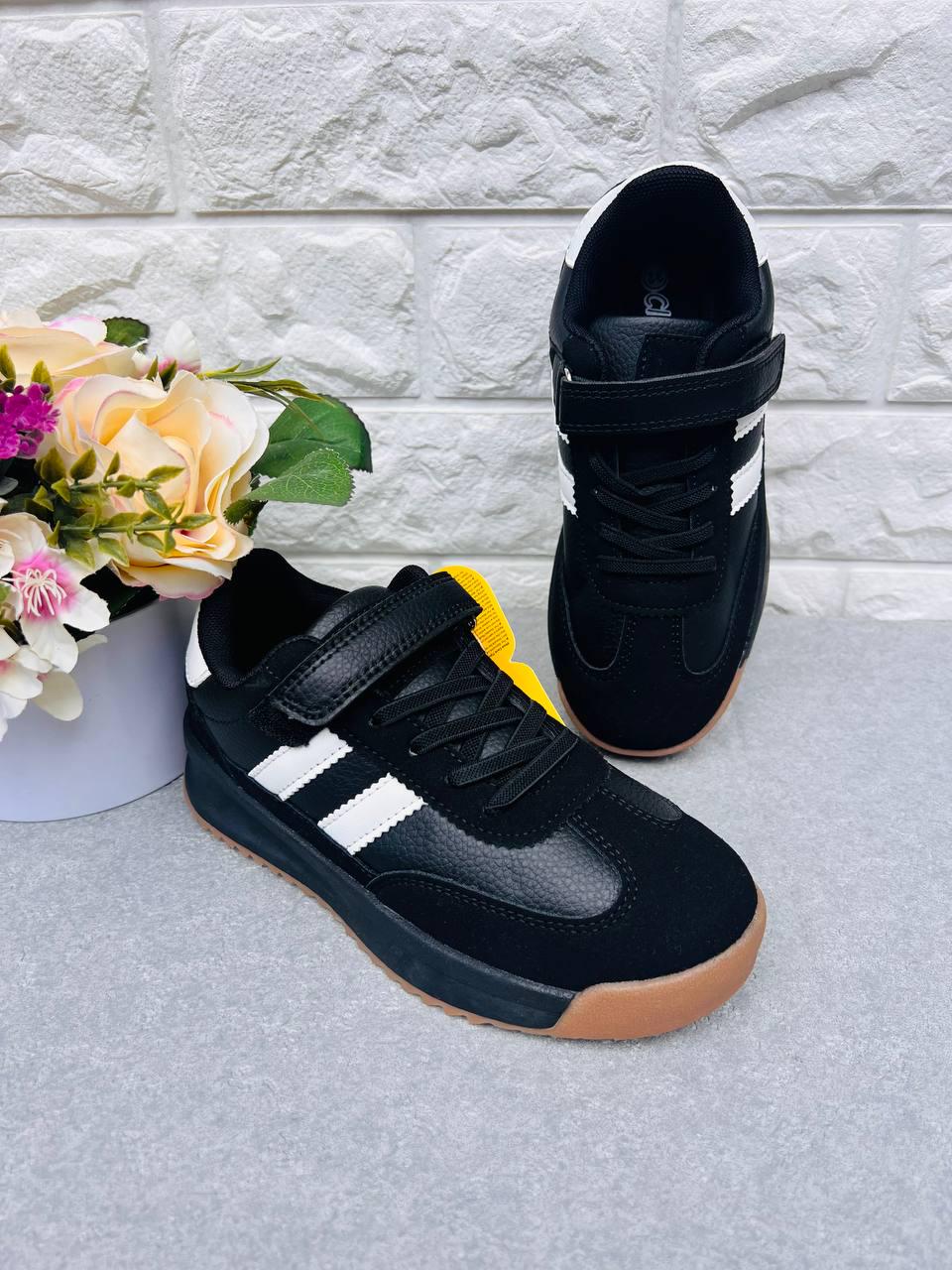 Кросівки унісекс Clibee 1857 р. 32 20,3 см Чорний