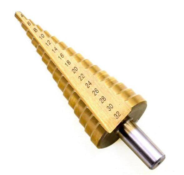 Сверло ступенчатое LT Р6М5 сталь круглый хвостовик/высота ступени 6 мм/4-32 мм (23565842)