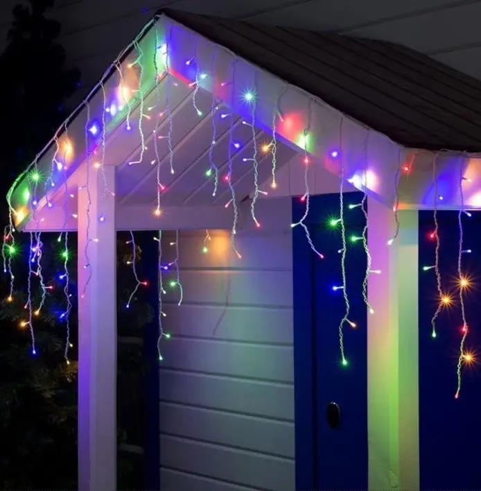 Гірлянда світлодіодна бахрома 5 м 120 LED 220 В білий провід Різнокольоровий Гірлянда світлодіодна бахрома 5 м 120 LED 220 В білий провід Різнокольоровий