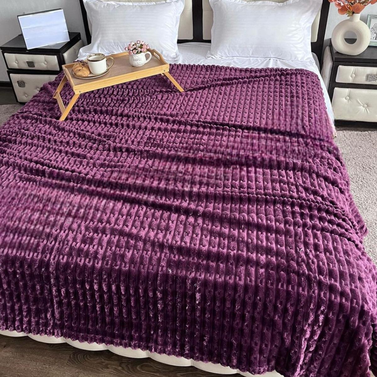 Плед евро Koloco Пунктир 220x240 см Фиолетовый (00000038659)