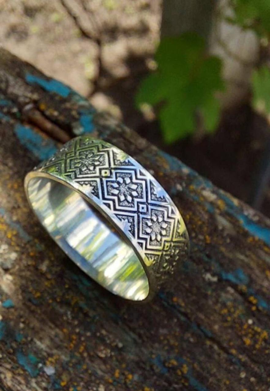 Каблучка Українська вишиванка срібний 925 проба (26943941) - фото 3