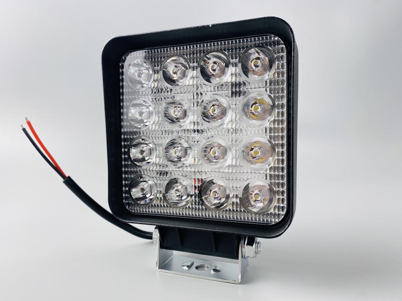 Фара LED квадратна світлодіодна 48W широкі промені 10-30V 6000K фара стандарт 55 мм