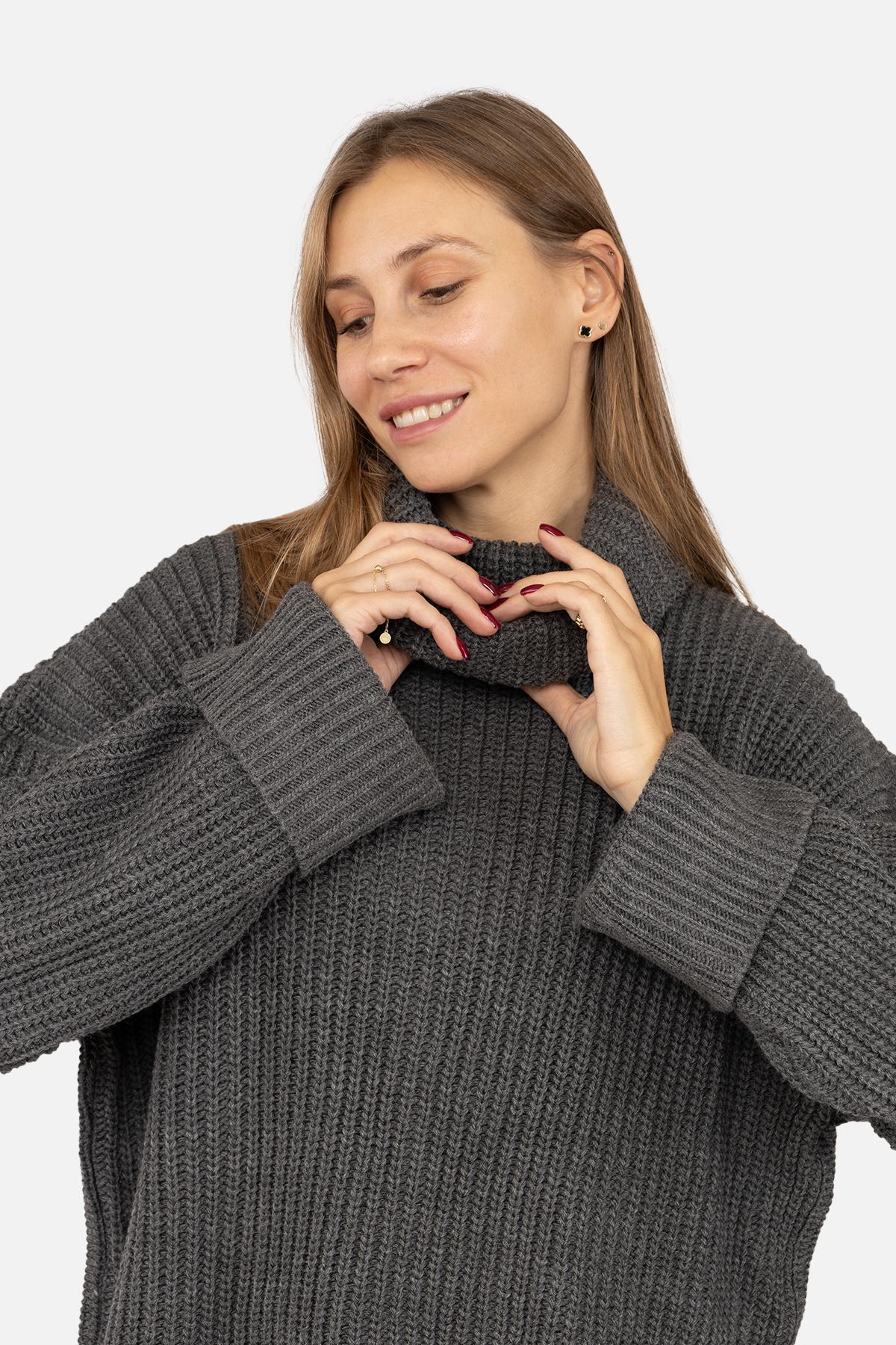 Свитер женский ЦБ-00262555 р. 46 Графит (SKT001027137) - фото 3 Свитер женский ЦБ-00262555 р. 46 Графит (SKT001027137) - фото 3