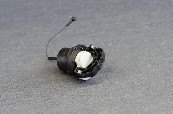 Кришка масляного бака для бензопил MS 210/211/230/250 (1555)