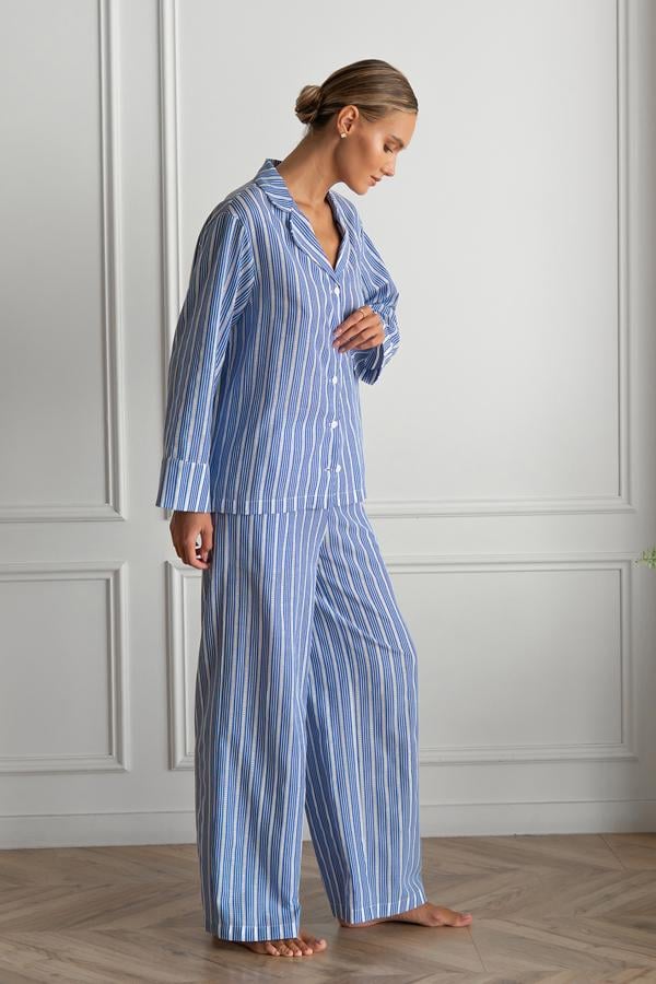 Піжамний костюм Lake Lace з брюками бавовняний M/L (29517764) - фото 2 Піжамний костюм Lake Lace з брюками бавовняний M/L (29517764) - фото 2