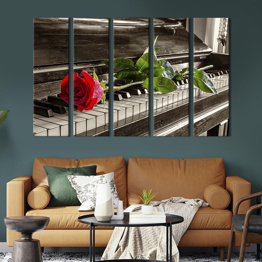 Модульная картина из 5 частей на холсте интерьерная картина Хрупкая роза и пианино 155x95 см (255-51) Модульная картина из 5 частей на холсте интерьерная картина Хрупкая роза и пианино 155x95 см (255-51)