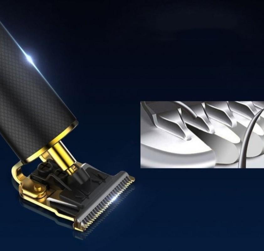 Тример для стрижки акумуляторний VGR V-179 для бороди та волосся/T-лезо/LED-індикатор 3 насадки (411) - фото 2 Тример для стрижки акумуляторний VGR V-179 для бороди та волосся/T-лезо/LED-індикатор 3 насадки (411) - фото 2