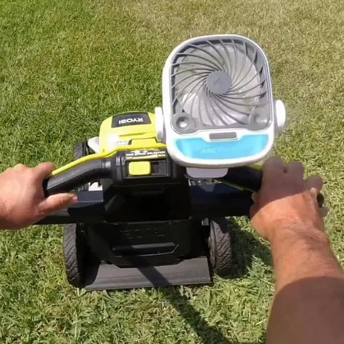 Вентилятор-зволожувач Arctic Cool Clamp портативний охолодний USB на прищіпці з підсвічуванням White/Grey (200307) - фото 9