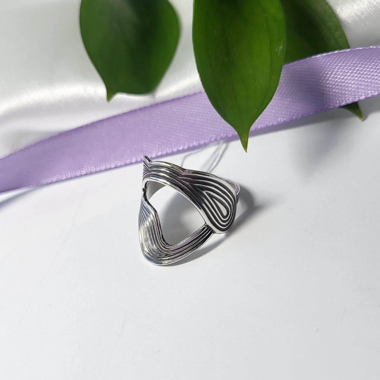 Кольцо серебряное женское без камней р. 17,5 925 пробы 4,03 г (10204)