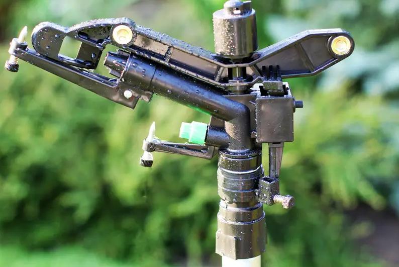 Дождеватель Presto-PS импульсный для огорода на 2 форсунки с резьбой 1 дюйм (6015) - фото 3 Дождеватель Presto-PS импульсный для огорода на 2 форсунки с резьбой 1 дюйм (6015) - фото 3