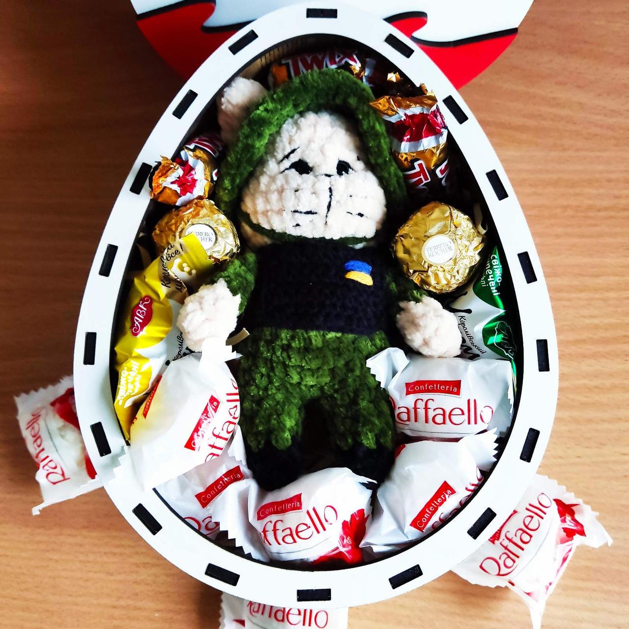 Подарочный бокс киндер с игрушкой и сладостями для девушки/ребенка на день рождения/на праздник (ar157)