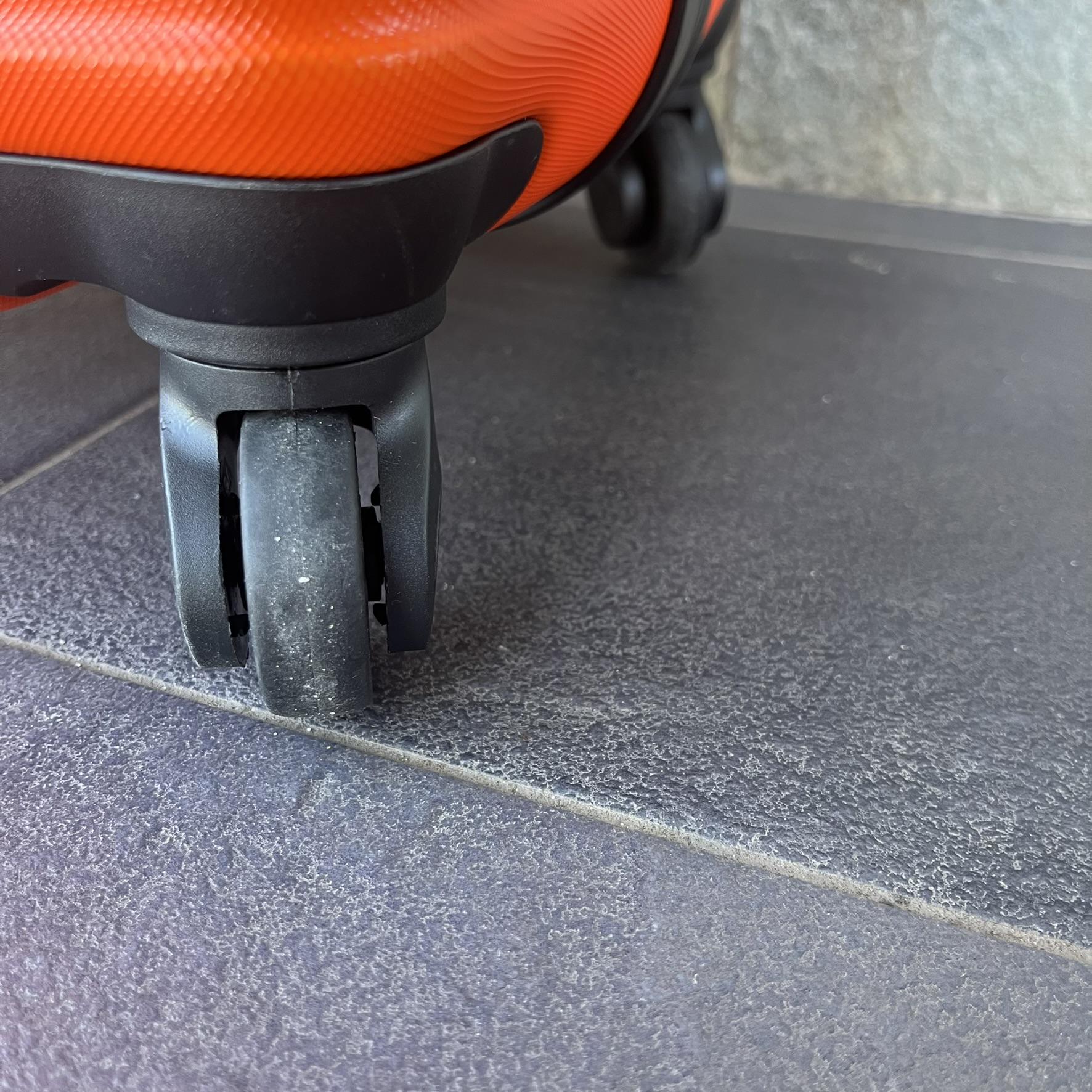 Валіза Bloom 147 дорожня L Помаранчевий (17841607) - фото 7