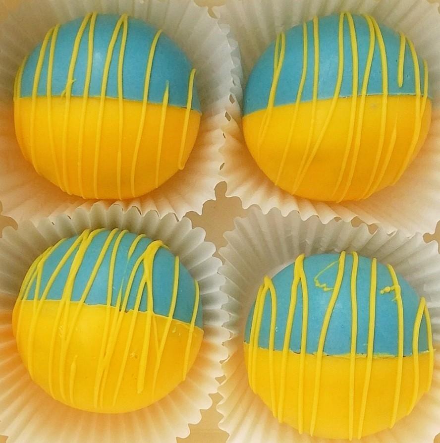 Шоколадные бомбочки Mr.Plum Украина с какао и маршмелоу d 5,5 см 120 г 4 шт.