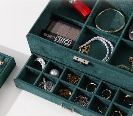 Органайзер для біжутерії та прикрас 15022 11,5х17х24,5 см Зелений (5002600) - фото 8 Органайзер для біжутерії та прикрас 15022 11,5х17х24,5 см Зелений (5002600) - фото 8