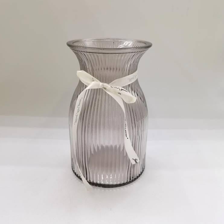 Ваза стеклянная для цветов и декора Viva FADE 19 см Дымчатый (6841678) - фото 1