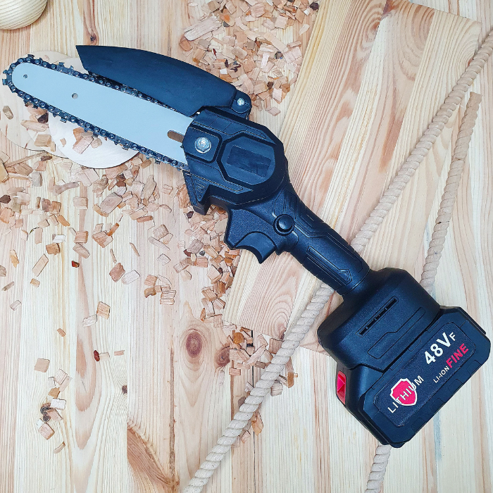 Пила мини Mini Electric Chain Saw1 в чемодане с 2 аккумуляторами для обрезки деревьев и распила дров (48V-RY) - фото 5