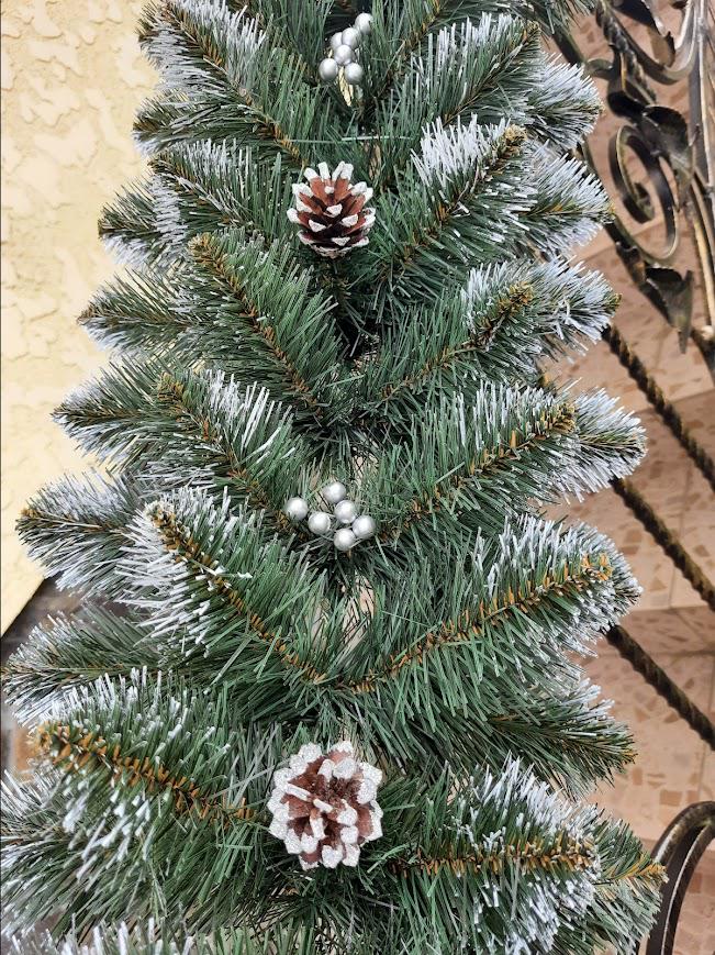 Хвойна гірлянда Кармен золото з шишками і срібло на 148 гілочок 2,7 м Зелений (106-41-Гірл.Карм.Ср.) - фото 3