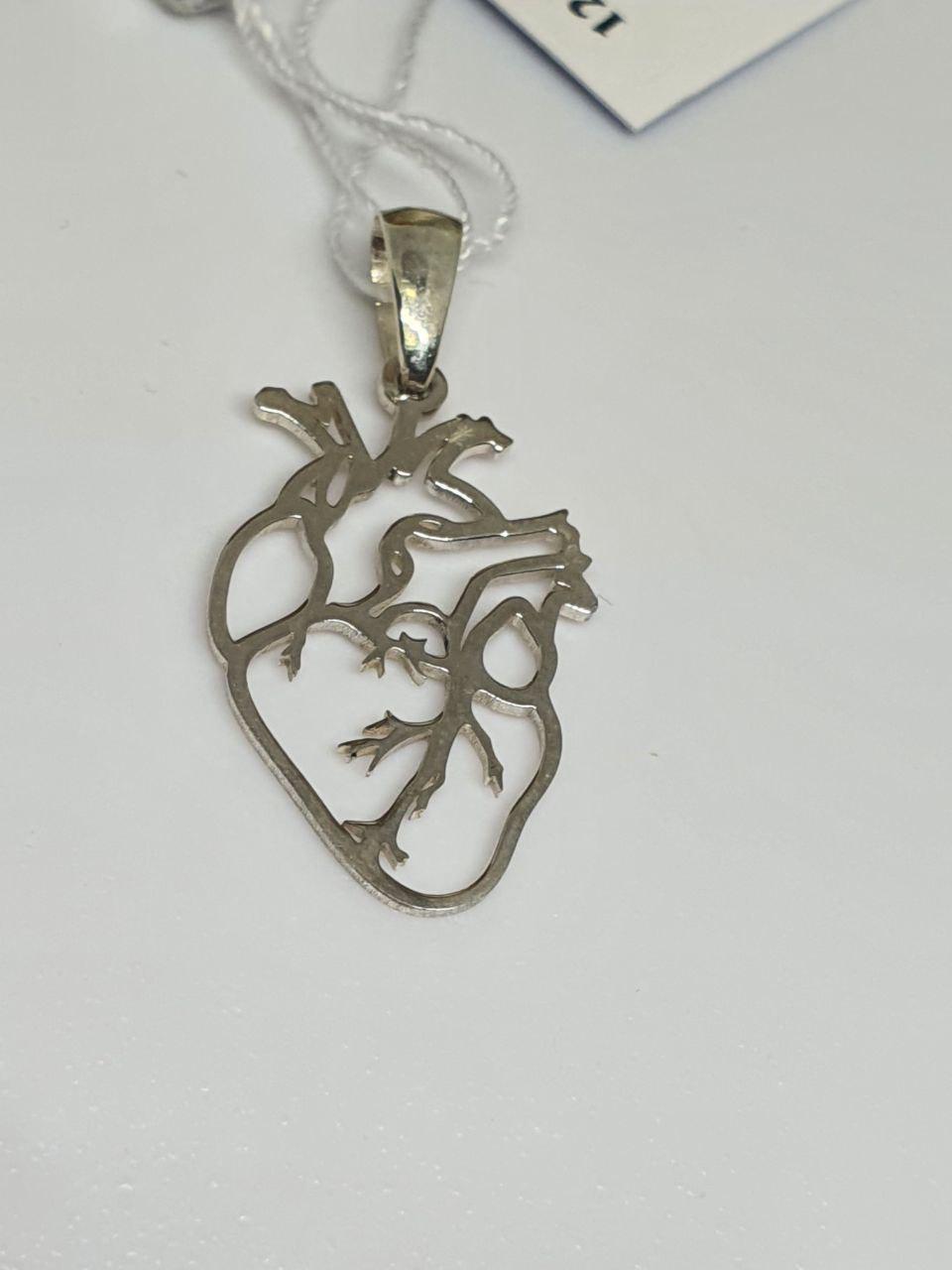 Підвіс срібний Серце анатомічне 925 проба (26943068)